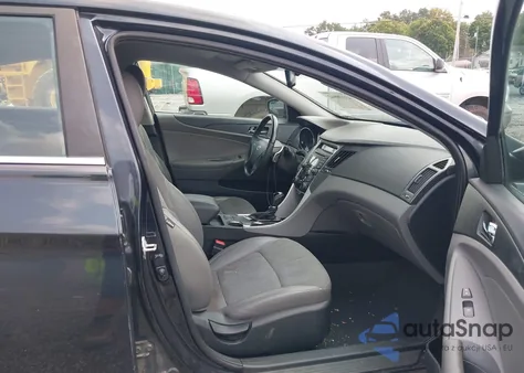 2013 Hyundai Sonata Se z USA, uszkodzony, nr VIN 5NPEC4AC0DH713115